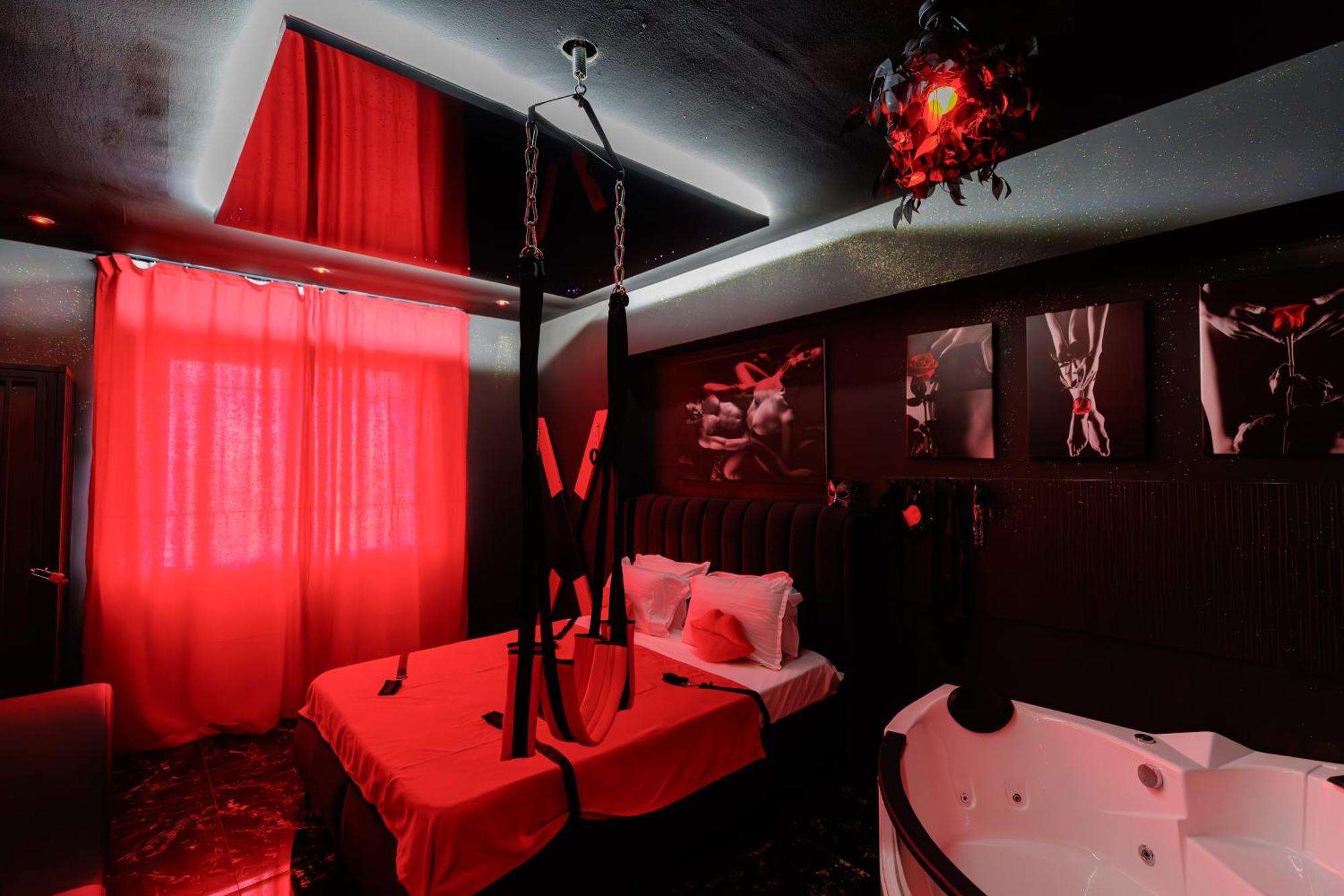 Romeo Nights - Love Rooms - Adults Only Букурещ Екстериор снимка