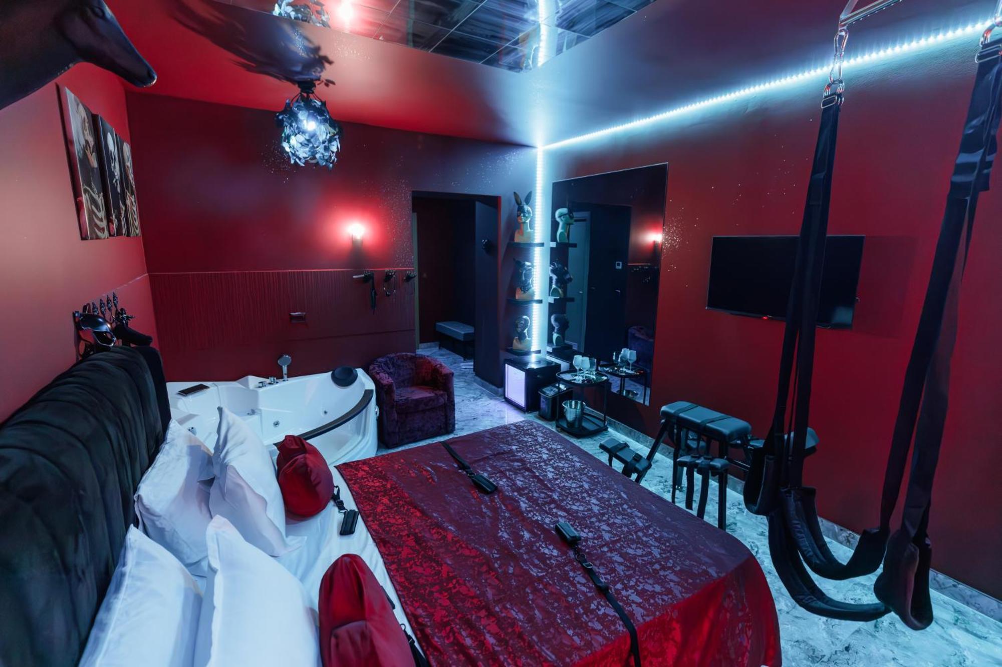Romeo Nights - Love Rooms - Adults Only Букурещ Екстериор снимка